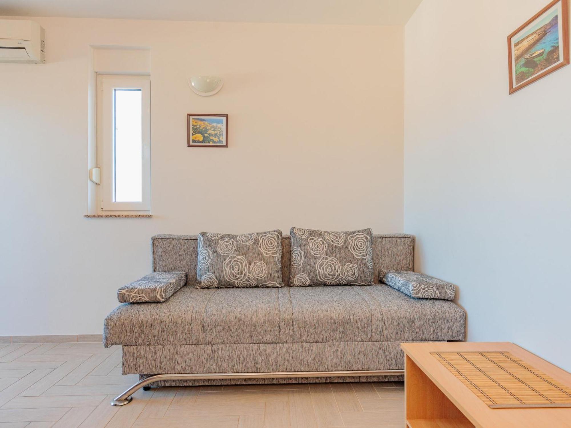 Apartment Mlasina-3 By Interhome Nin Exterior photo